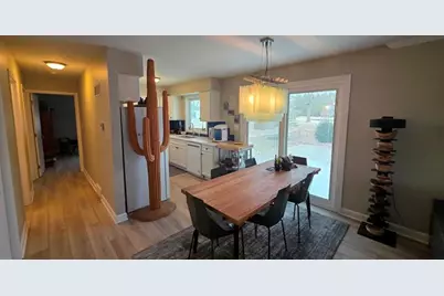 121 S 6th St, Cedar Grove, WI 53013 - Photo 4