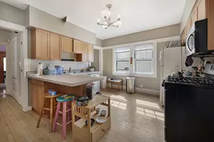 2015 N 58th St, Milwaukee, WI 53208 - Photo 8