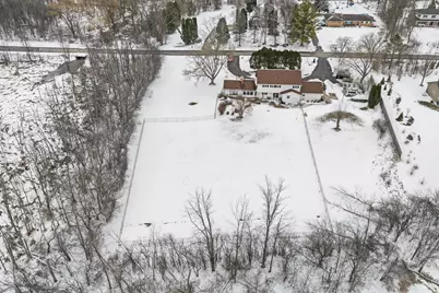 2626 W Ranch Rd, Mequon, WI 53092 - Photo 30