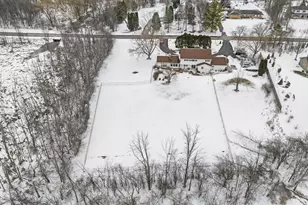 2626 W Ranch Rd, Mequon, WI 53092 - Photo 30