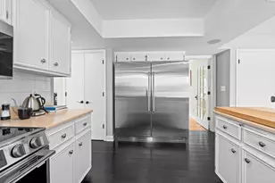 2626 W Ranch Rd, Mequon, WI 53092 - Photo 10