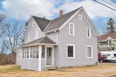 825  Fredonia Ave, Fredonia, WI 53021 - Photo 1