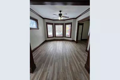 3266 N 17th St, Milwaukee, WI 53206 - Photo 10