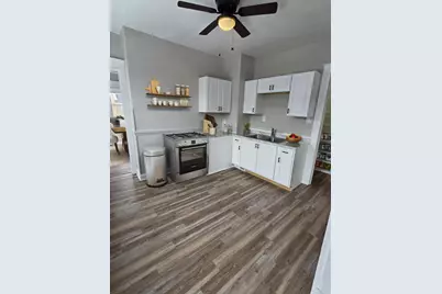 3266 N 17th St, Milwaukee, WI 53206 - Photo 2