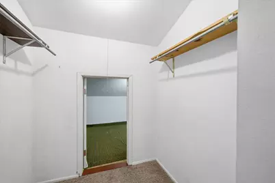 5270  Somerset Ln #S, Greenfield, WI 53221 - Photo 18