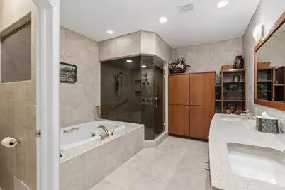 12434 N Golf Dr, Mequon, WI 53092 - Photo 16