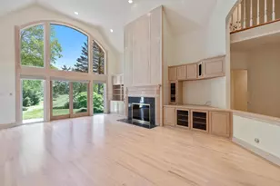 12434 N Golf Dr, Mequon, WI 53092 - Photo 4