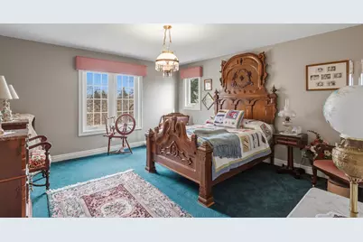 12434 N Golf Dr, Mequon, WI 53092 - Photo 28