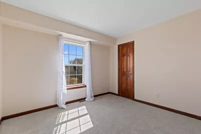 1711  Cloverview St, West Bend, WI 53095 - Photo 32