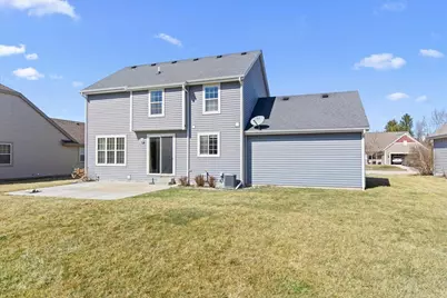 1711  Cloverview St, West Bend, WI 53095 - Photo 36