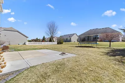 1711  Cloverview St, West Bend, WI 53095 - Photo 38