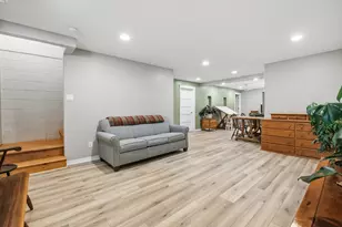 N29W22090 Kathryn Ct, Pewaukee, WI 53186 - Photo 32