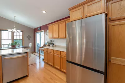 N29W22090  Kathryn Ct, Pewaukee, WI 53186 - Photo 12