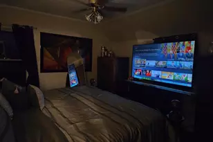 2143 S Layton Blvd, Milwaukee, WI 53215 - Photo 20