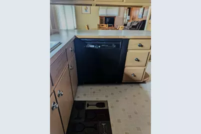 1318  Humboldt Ave, Sheboygan, WI 53081 - Photo 6