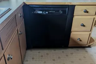 1318 Humboldt Ave, Sheboygan, WI 53081 - Photo 6