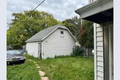 2745 N 48th St #2747, Milwaukee, WI 53210 - Photo 4