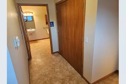 1925 N Rapids Rd, Manitowoc, WI 54220 - Photo 22