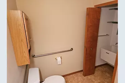 1925 N Rapids Rd, Manitowoc, WI 54220 - Photo 12