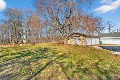 2024 W Grays Ln, Oak Creek, WI 53154 - Photo 20