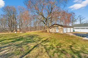 2024 W Grays Ln, Oak Creek, WI 53154 - Photo 20