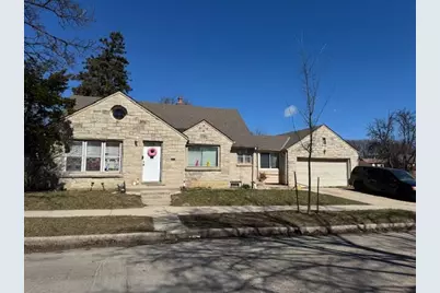 4240 W Fiebrantz Ave, Milwaukee, WI 53216 - Photo 2