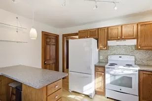 519 Riverview Dr, Manitowoc, WI 54220 - Photo 14