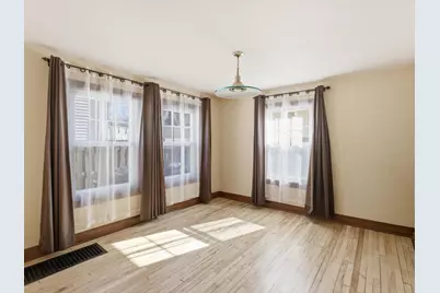 519  Riverview Dr, Manitowoc, WI 54220 - Photo 12