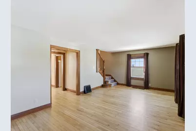 519  Riverview Dr, Manitowoc, WI 54220 - Photo 10