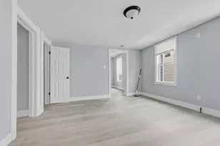 712 S 37th St., Milwaukee, WI 53215 - Photo 4