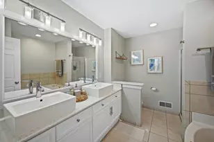 220 E Reservoir Ave, Milwaukee, WI 53212 - Photo 16