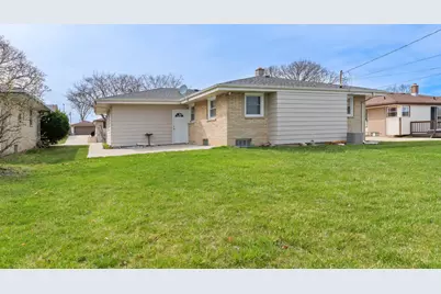4858 S 26th St, Milwaukee, WI 53221 - Photo 38