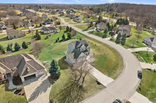 W222S3988 Timm Dr, Waukesha, WI 53189 - Photo 54