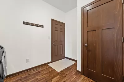 W222S3988  Timm Dr, Waukesha, WI 53189 - Photo 20