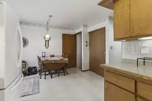 5302 Athens Ave, Racine, WI 53406 - Photo 12