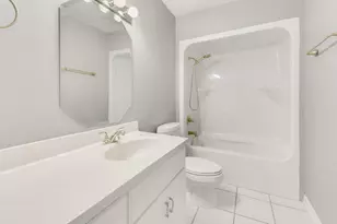 3030 S 130th St, New Berlin, WI 53151 - Photo 12