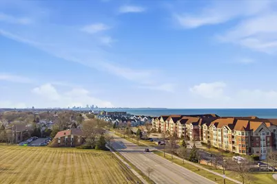 4120 S Lake Dr #458, Saint Francis, WI 53235 - Photo 30