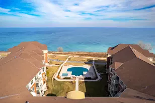 4120 S Lake Dr, Saint Francis, WI 53235 - Photo 1