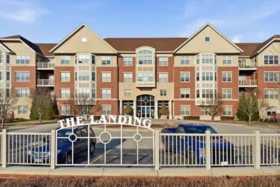 4120 S Lake Dr #458, Saint Francis, WI 53235 - Photo 26
