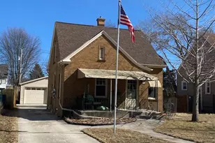 426 N Montgomery St, Port Washington, WI 53074 - Photo 1