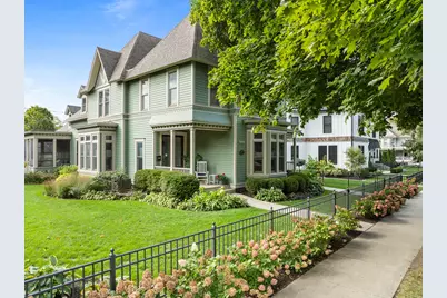 920  Geneva St, Lake Geneva, WI 53147 - Photo 1