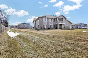 6940 S Rolling Meadows Ct, Oak Creek, WI 53154 - Photo 20