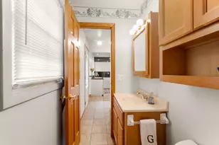 8125 S 58th St, Franklin, WI 53132 - Photo 14