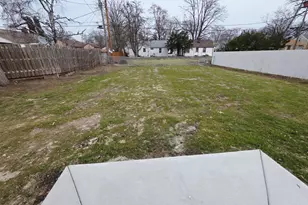 4868 N 52nd St, Milwaukee, WI 53218 - Photo 12