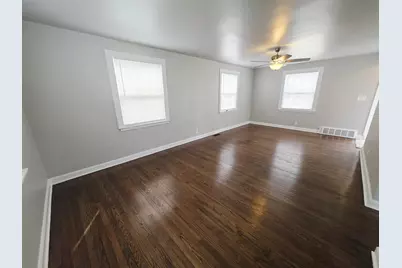 4868 N 52nd St, Milwaukee, WI 53218 - Photo 4