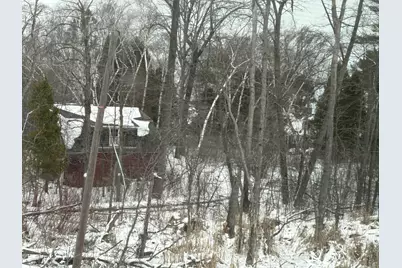 13446  Lakewood Dr, Mequon, WI 53097 - Photo 2