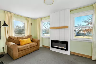 326  9th Ave, Onalaska, WI 54650 - Photo 4