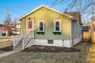 326 9th Ave, Onalaska, WI 54650 - Photo 1