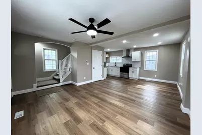 4370 N 25th St, Milwaukee, WI 53209 - Photo 4