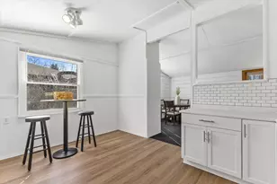 N96W16012 County Line Rd, Germantown, WI 53022 - Photo 6